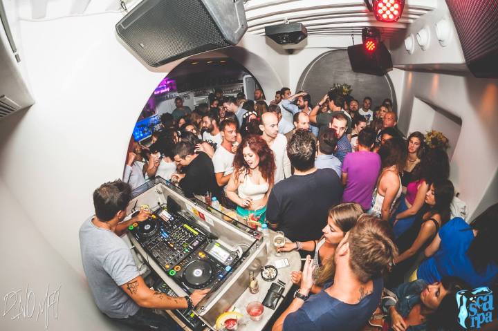 The Party Guide to&nbsp;Mykonos